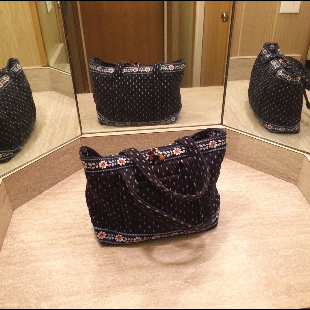 👜 Retired Alpine Black Vera Bradley Purse 👜